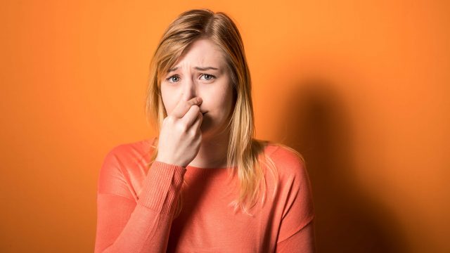 Die Regierung setzt auf Spaltung, Druck und Sanktionen - dies vor allem bei den arbeitenden Menschen und jenen, die Arbeit suchen. Unternehmen werden weniger stark geprüft und profitieren.