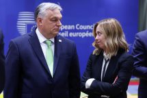 Viktor Orbán und Giorgia Meloni. Symbolbild für die Behindeurng von Gewerkschaftsarbeit in Europa.