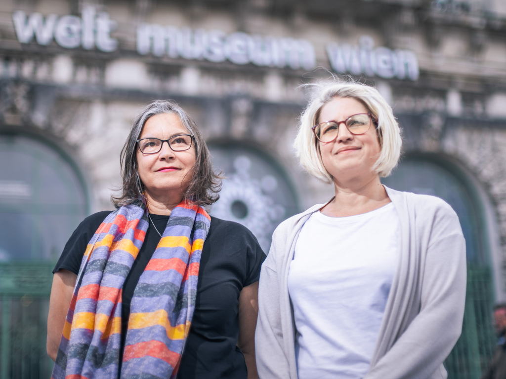 Marianne Novotny-Kargl und Birgit Schultschik, Mitglied im Betriebsrat beim KHM-Museumsverband.